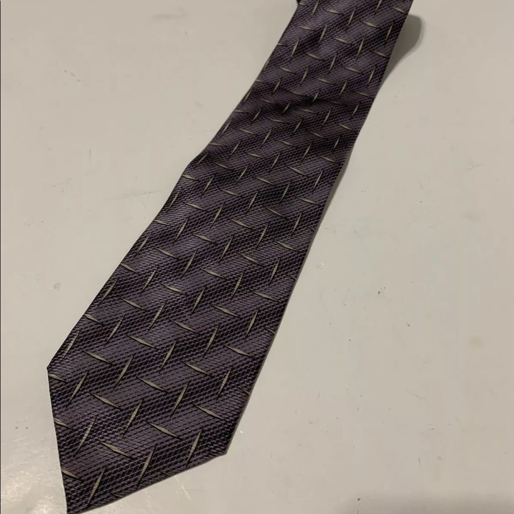 Men’s Kenneth Cole Purple Gray Geo Silk Tie 🍁